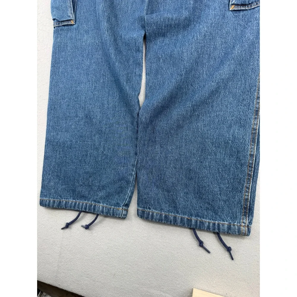 Levis 📏 measurements